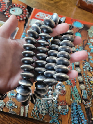 25mm Handmade Navajo Saucer Pearls - 24"