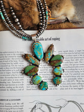 Load image into Gallery viewer, The Deanna Naja Pendant
