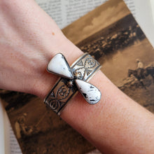 Load image into Gallery viewer, Bison Ranch Bows