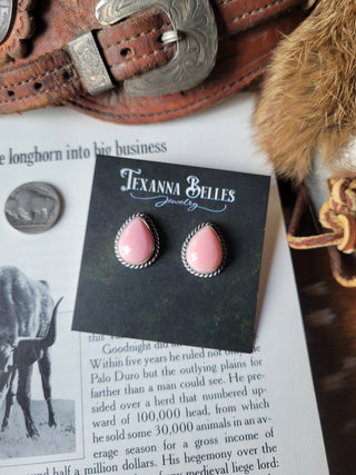 The Sage Studs - Pink Conch
