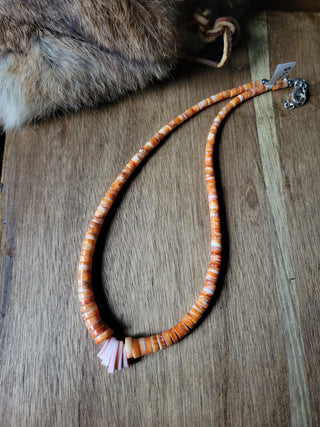 The Riann Heish Necklace - Spiny x Pink Conch