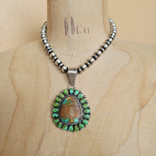 Load image into Gallery viewer, The Collinsville Cluster Pendant