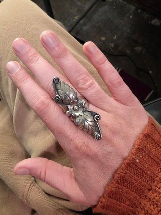 Vintage Ring Sz 8.5