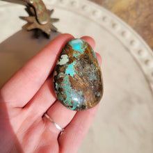 Load image into Gallery viewer, The Gil Cabochon