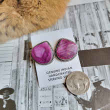 Load image into Gallery viewer, The Judith Studs - E