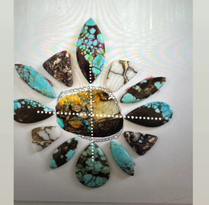 The Whirlwind Cluster Necklace - Paula