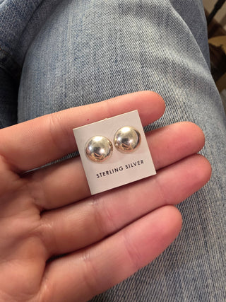 Saydi - studs
