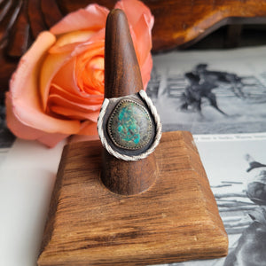 The Estelle Horse Shoe Ring - Sz 9.5