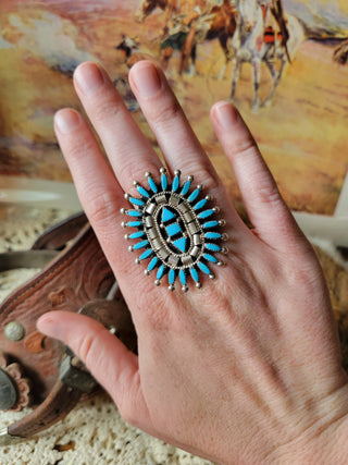 The Westlyn Needlepoint Cluster Ring - Sz 8.75