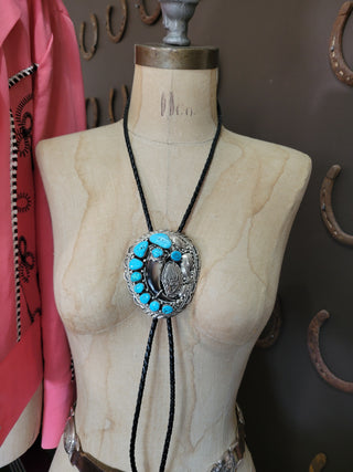 The Wildrose Bear Claw Bolo