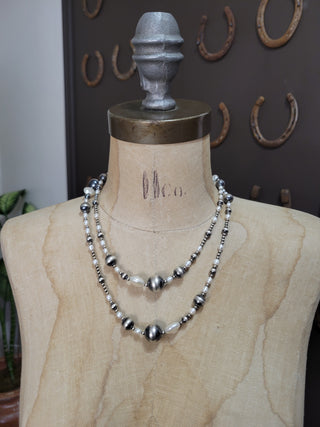 The River Pearl Necklace - 40"