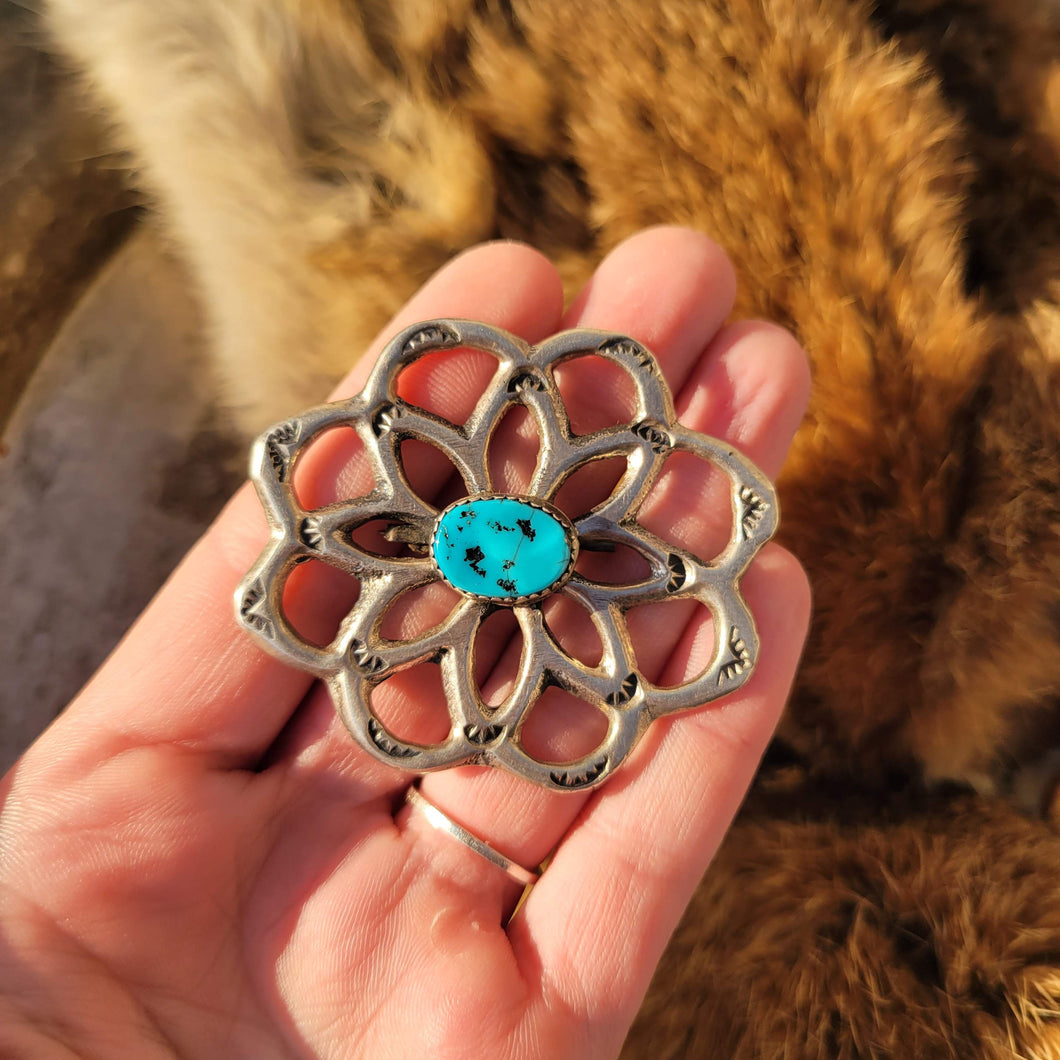 The Flora Pin