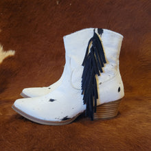 Load image into Gallery viewer, The Anna Bootie