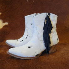Load image into Gallery viewer, The Anna Bootie