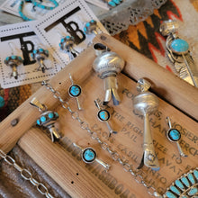 Load image into Gallery viewer, Hannah Blossom Pendant