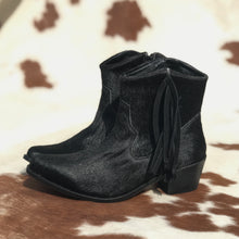 Load image into Gallery viewer, Annie Oakley Booties